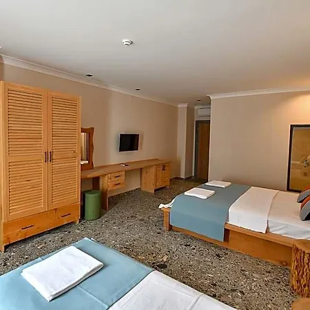 فندق Letoon Antique 4*